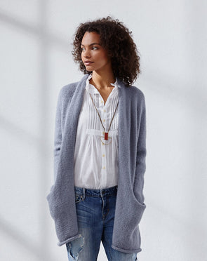 Franc knitted with Woolfolk Får / front view // cocoknits.sbs