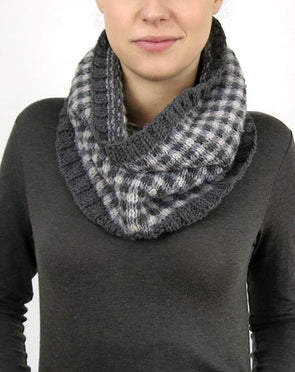 Checked Cowl